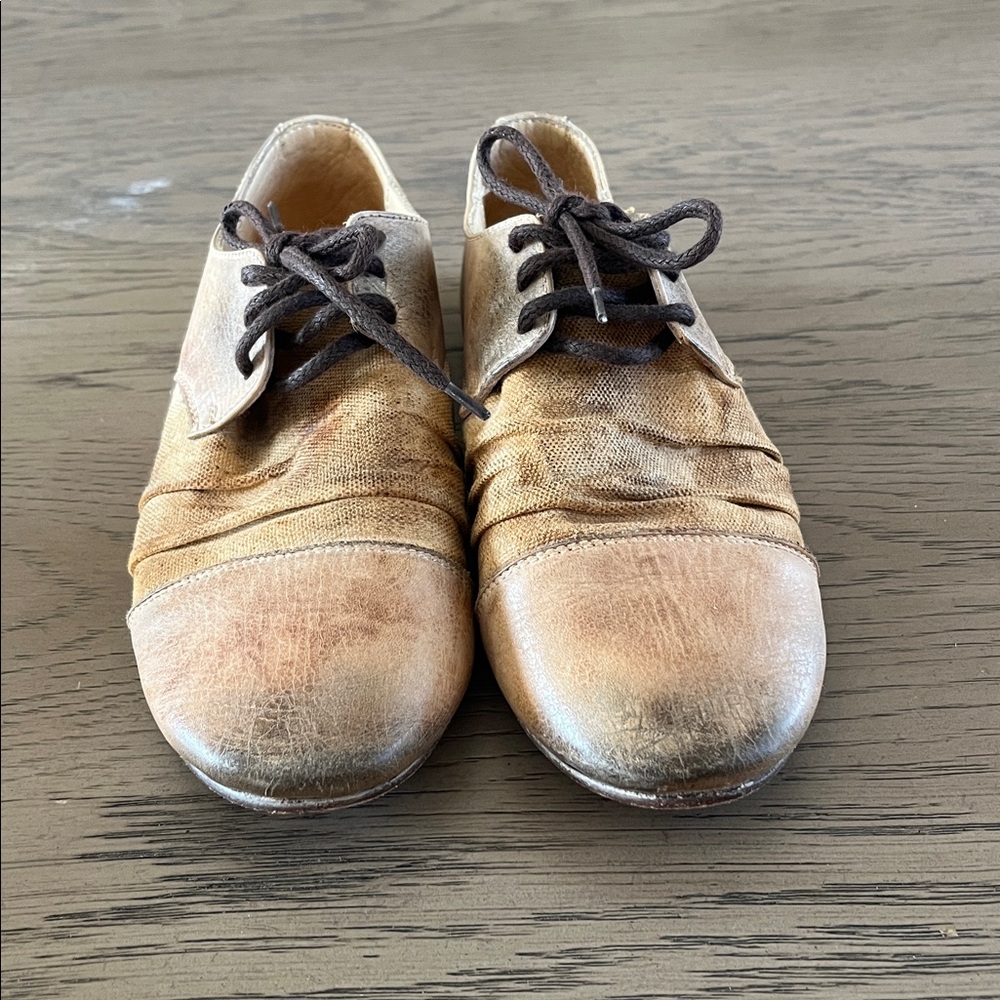 Bed Stu size 7 1/2 flat shoes
